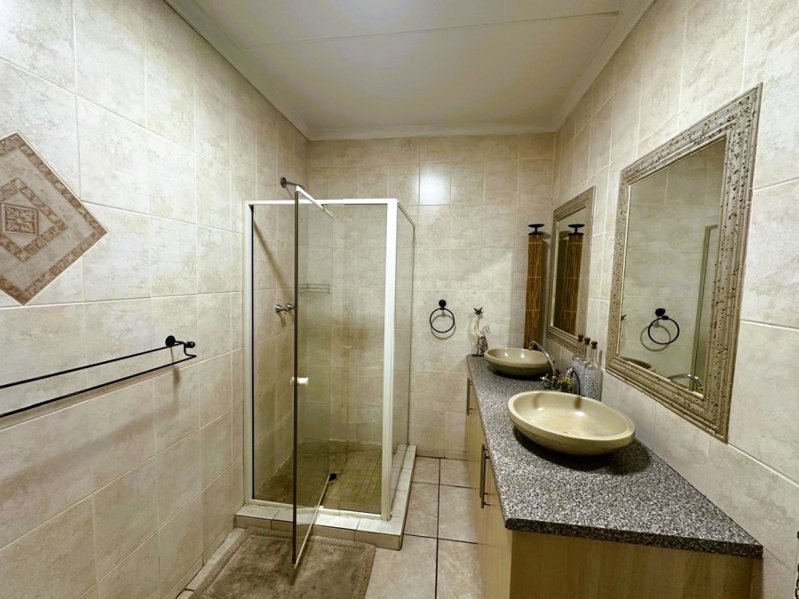 7 Bedroom Property for Sale in Deneysville Free State
